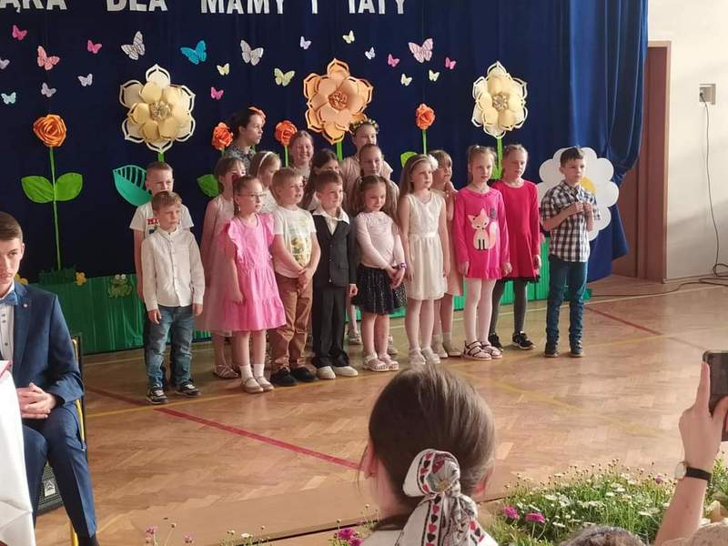 FB IMG 1653151063555 Cała łąka dla Mamy i Taty