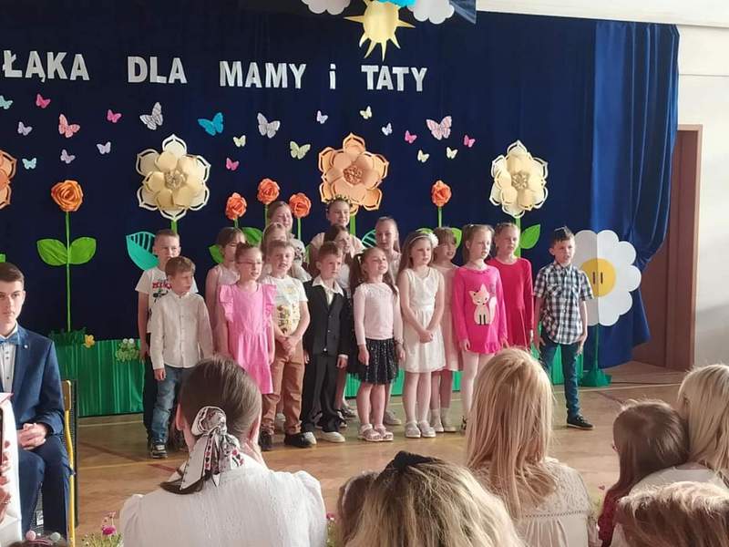 FB IMG 1653151067913 Cała łąka dla Mamy i Taty