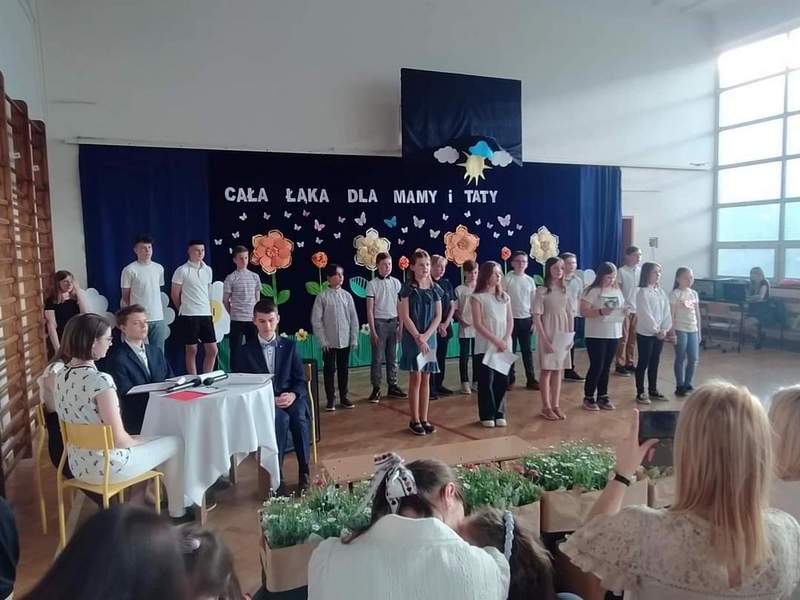 FB IMG 1653151086237 Cała łąka dla Mamy i Taty