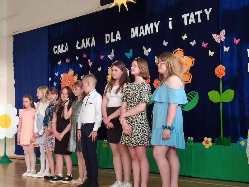 FB IMG 1653151117376 Cała łąka dla Mamy i Taty