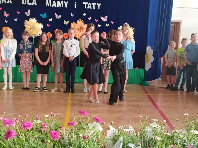 FB IMG 1653151123061 Cała łąka dla Mamy i Taty