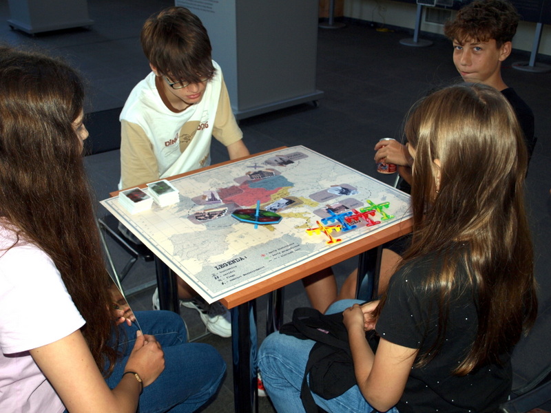 2 P1012135 Turniej gry planszowej „Lot na pomoc” rozstrzygnięty!