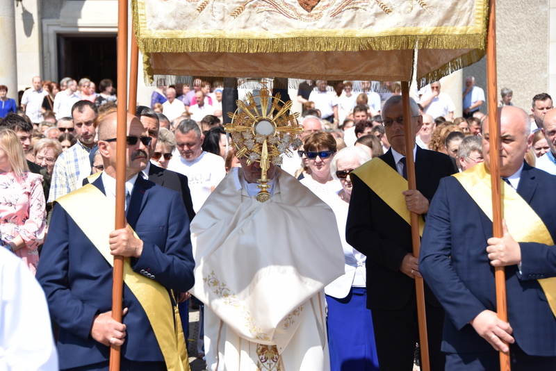 21 DSC 0696 Uroczystości Bożego Ciała w Dąbrowie Tarnowskiej