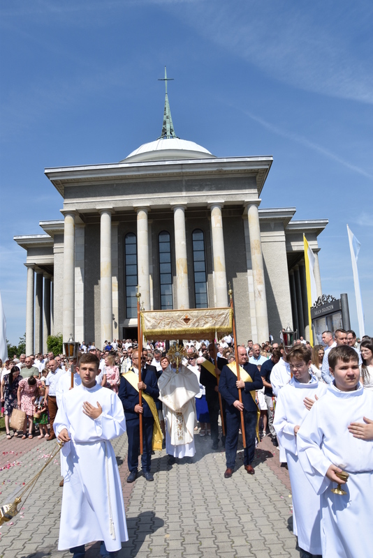 22 DSC 0697 Uroczystości Bożego Ciała w Dąbrowie Tarnowskiej