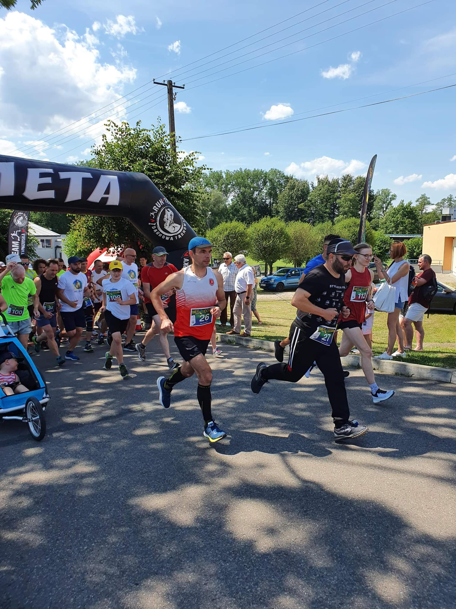 288330406 144736811484048 7546455160508529754 n1 To był udany Bieg 100 lecia MLKS Dąbrovia