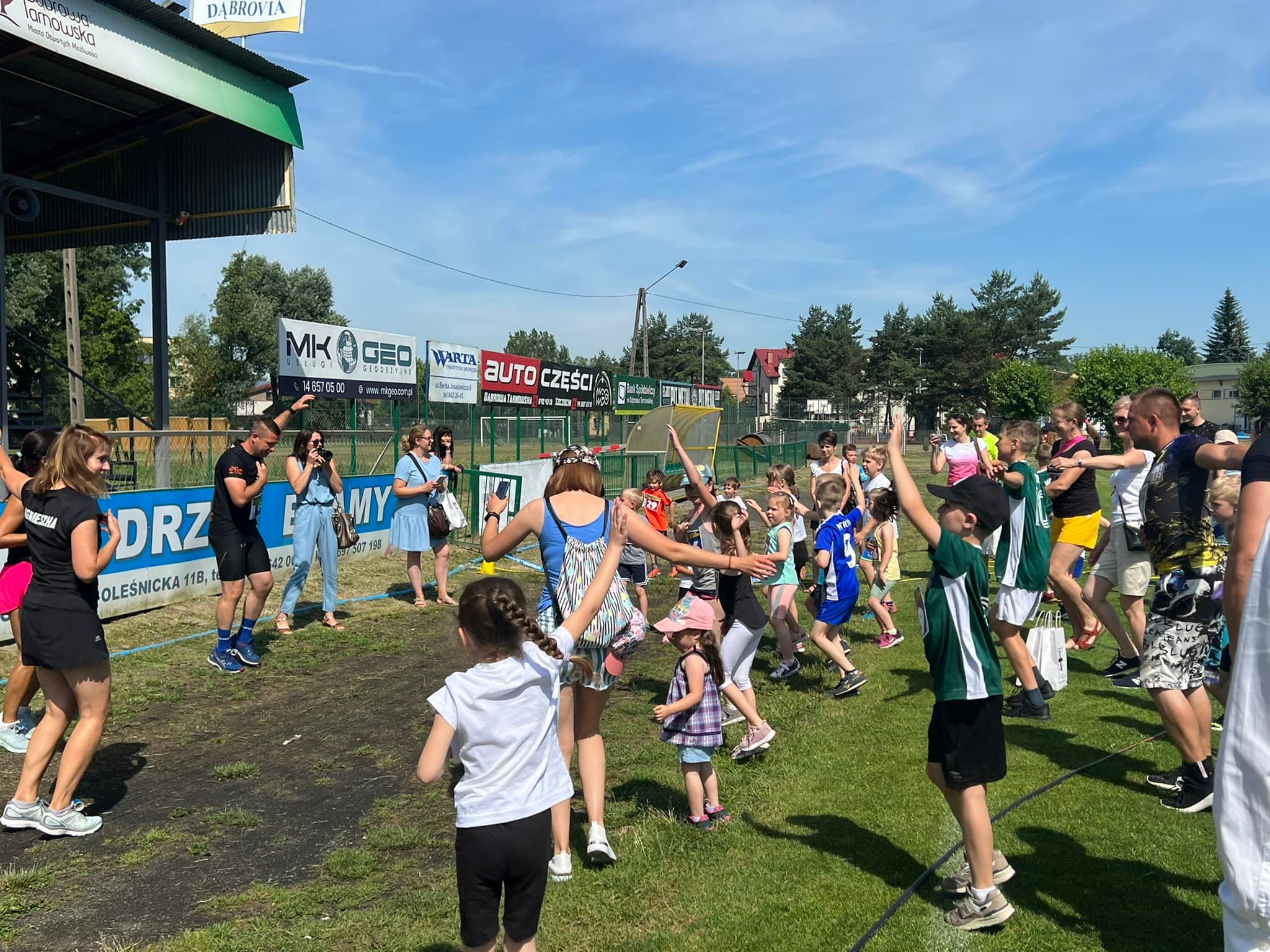 288999719 144738628150533 345062012109283340 n To był udany Bieg 100 lecia MLKS Dąbrovia