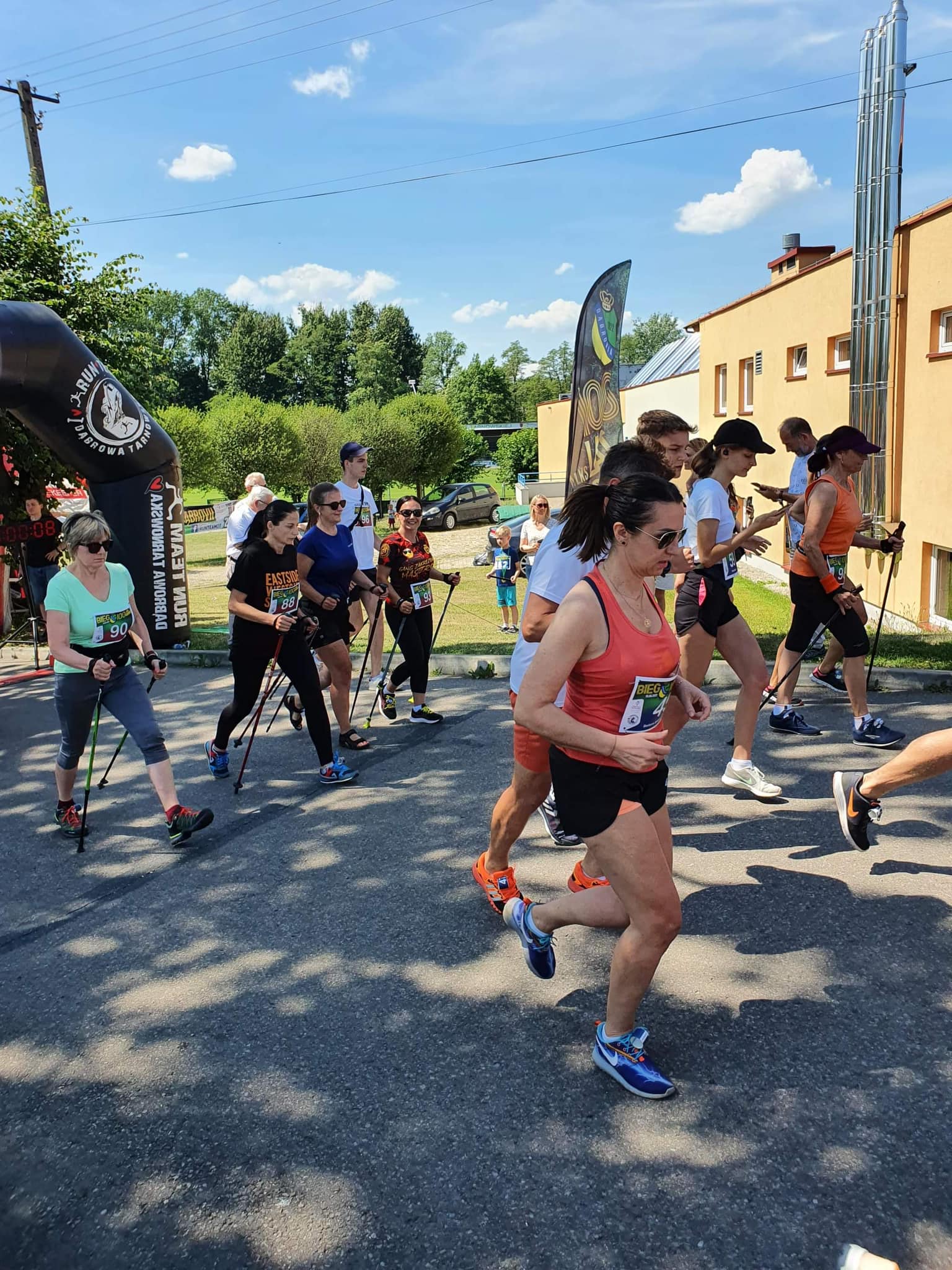 289473707 144738201483909 1462598663289383363 n To był udany Bieg 100 lecia MLKS Dąbrovia