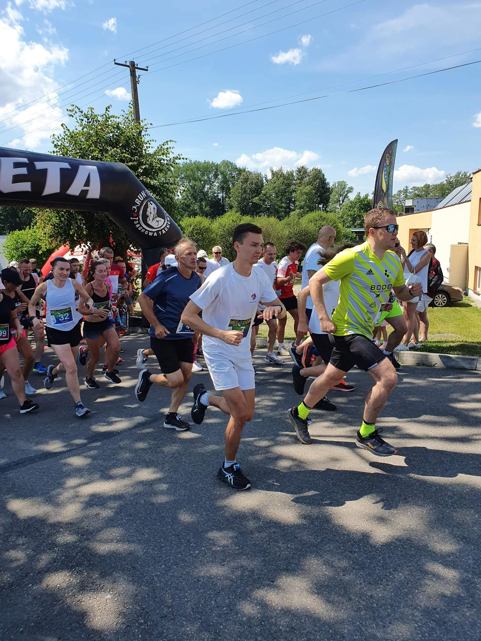 289818394 144738111483918 8976812311173794523 n To był udany Bieg 100 lecia MLKS Dąbrovia