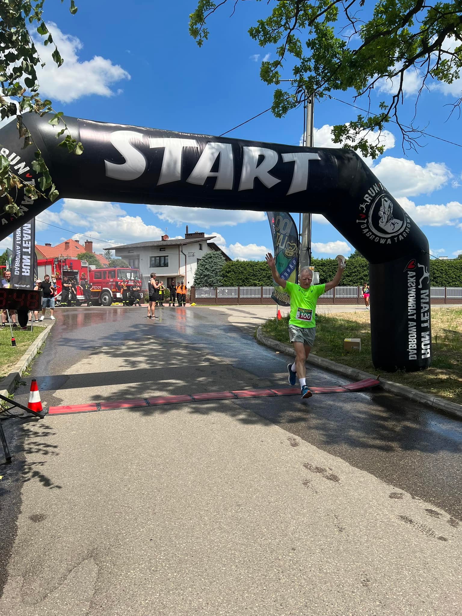 290189980 144737194817343 8758791876013027617 n To był udany Bieg 100 lecia MLKS Dąbrovia