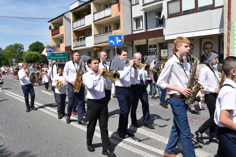 36 DSC 0732 Uroczystości Bożego Ciała w Dąbrowie Tarnowskiej