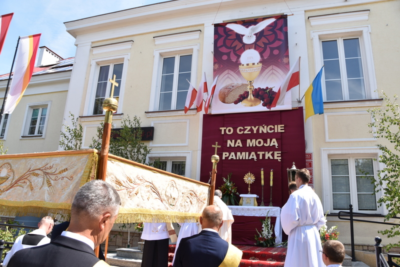 42 DSC 0752 Uroczystości Bożego Ciała w Dąbrowie Tarnowskiej