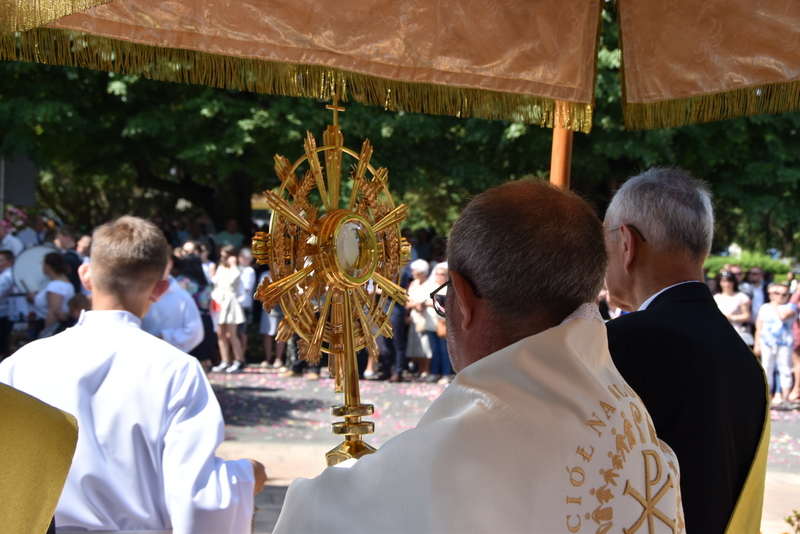 45 DSC 0762 Uroczystości Bożego Ciała w Dąbrowie Tarnowskiej