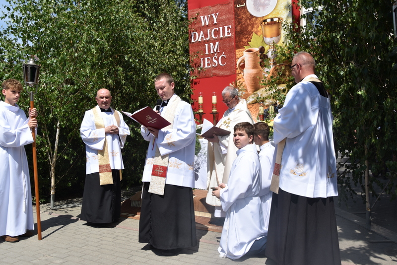 50 DSC 0774 Uroczystości Bożego Ciała w Dąbrowie Tarnowskiej