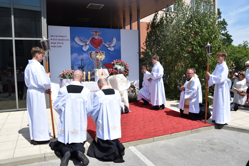 56 DSC 0799 Uroczystości Bożego Ciała w Dąbrowie Tarnowskiej