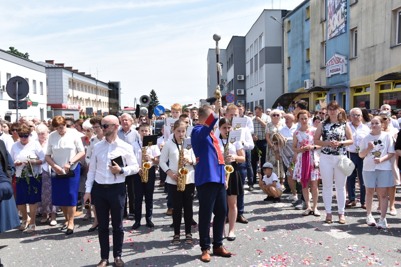 70 DSC 0844 Uroczystości Bożego Ciała w Dąbrowie Tarnowskiej