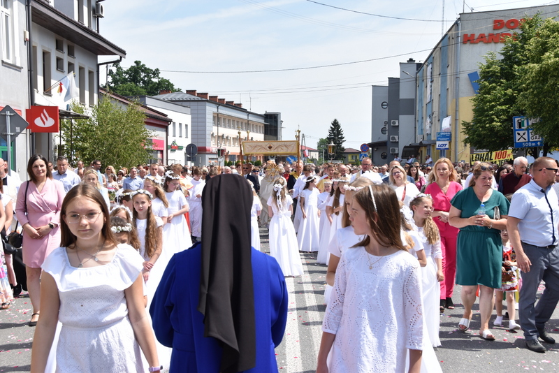 71 DSC 0845 Uroczystości Bożego Ciała w Dąbrowie Tarnowskiej