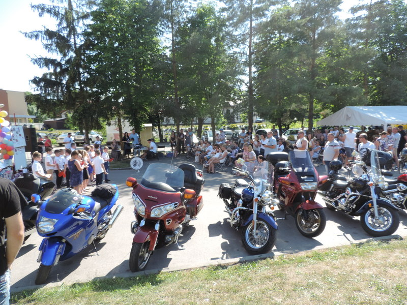 01 DSCN5244 Owocny Festyn Charytatywny Stowarzyszenia Na Rzecz Osób Niepełnosprawnych ,,Pomocna Dłoń’’ w Dąbrowie Tarnowskiej