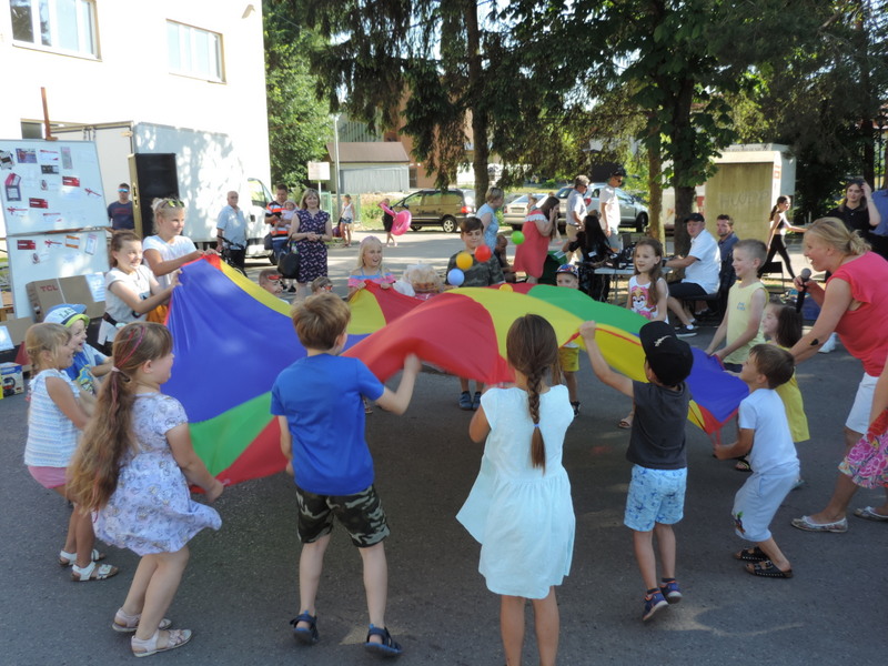 08 DSCN5357 Owocny Festyn Charytatywny Stowarzyszenia Na Rzecz Osób Niepełnosprawnych ,,Pomocna Dłoń’’ w Dąbrowie Tarnowskiej