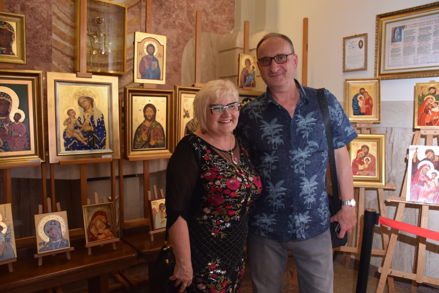 1656678147436 Wernisaż Marty Odbierzychleb w kościele NMP Szkaplerznej w Dąbrowie Tarnowskiej