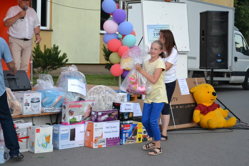 35 DSC 0538 Owocny Festyn Charytatywny Stowarzyszenia Na Rzecz Osób Niepełnosprawnych ,,Pomocna Dłoń’’ w Dąbrowie Tarnowskiej