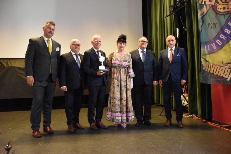 DSC 9576 001 Uroczystość wręczenia Aktu Nadania Honorowego Obywatela Gminy Profesorowi Janowi Chmurze