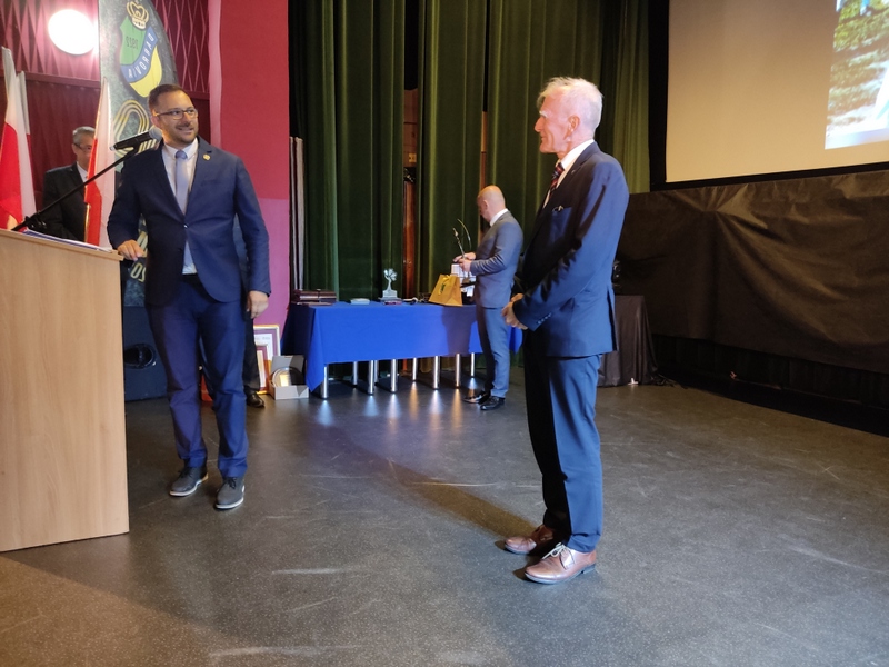 IMG 20220625 175621 001 Uroczystość wręczenia Aktu Nadania Honorowego Obywatela Gminy Profesorowi Janowi Chmurze