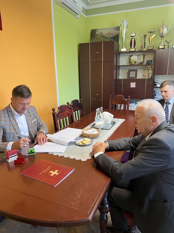 IMG 9855 Modernizacja obiektów sportowo rekreacyjnych kompleksu wodnego w Dąbrowie Tarnowskiej