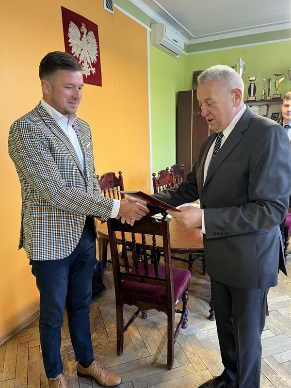 IMG 9861 Modernizacja obiektów sportowo rekreacyjnych kompleksu wodnego w Dąbrowie Tarnowskiej