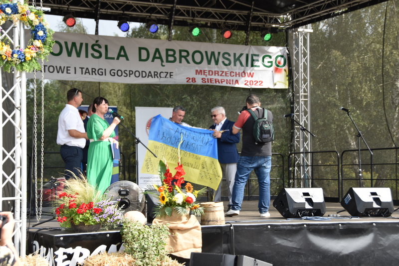 01 DSC 0001 Święto Powiśla Dąbrowskiego   Dożynki Powiatowe i Targi Gospodarcze   relacja