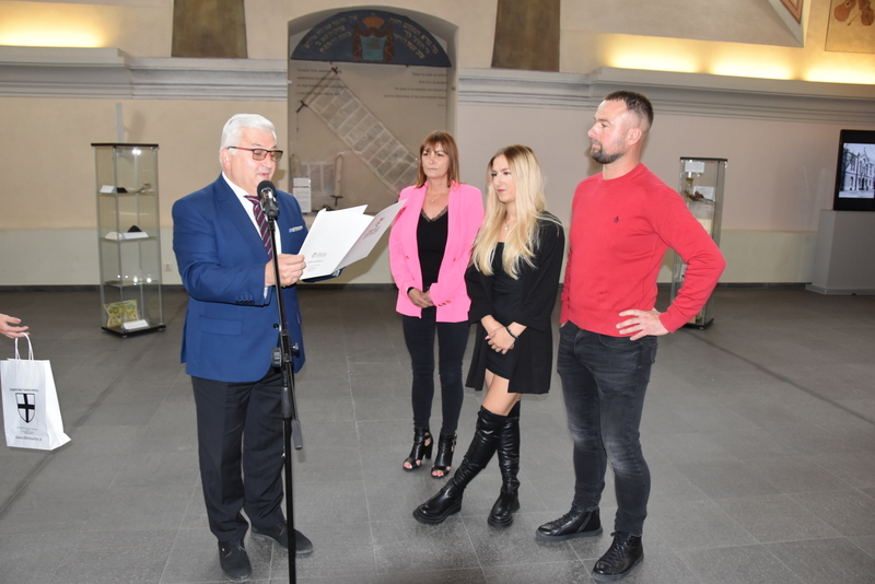 03 DSC 0192 Uroczyste wręczenie Stypendiów Burmistrza Dąbrowy Tarnowskiej