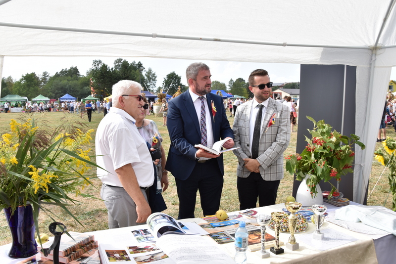 09 DSC 0027 Święto Powiśla Dąbrowskiego   Dożynki Powiatowe i Targi Gospodarcze   relacja