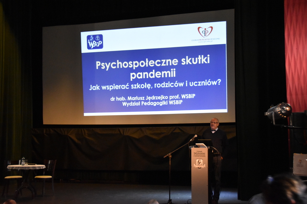 25 DSC 0511 Profilaktyczna konferencja naukowa w Dąbrowie Tarnowskiej