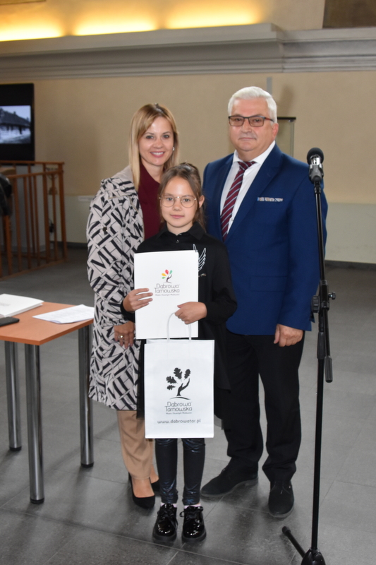 30 DSC 0233 Uroczyste wręczenie Stypendiów Burmistrza Dąbrowy Tarnowskiej