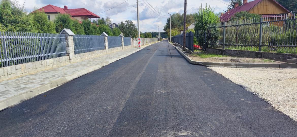 305081677 1505859836539052 3680825114842234863 n Inwestycje drogowe w gminie