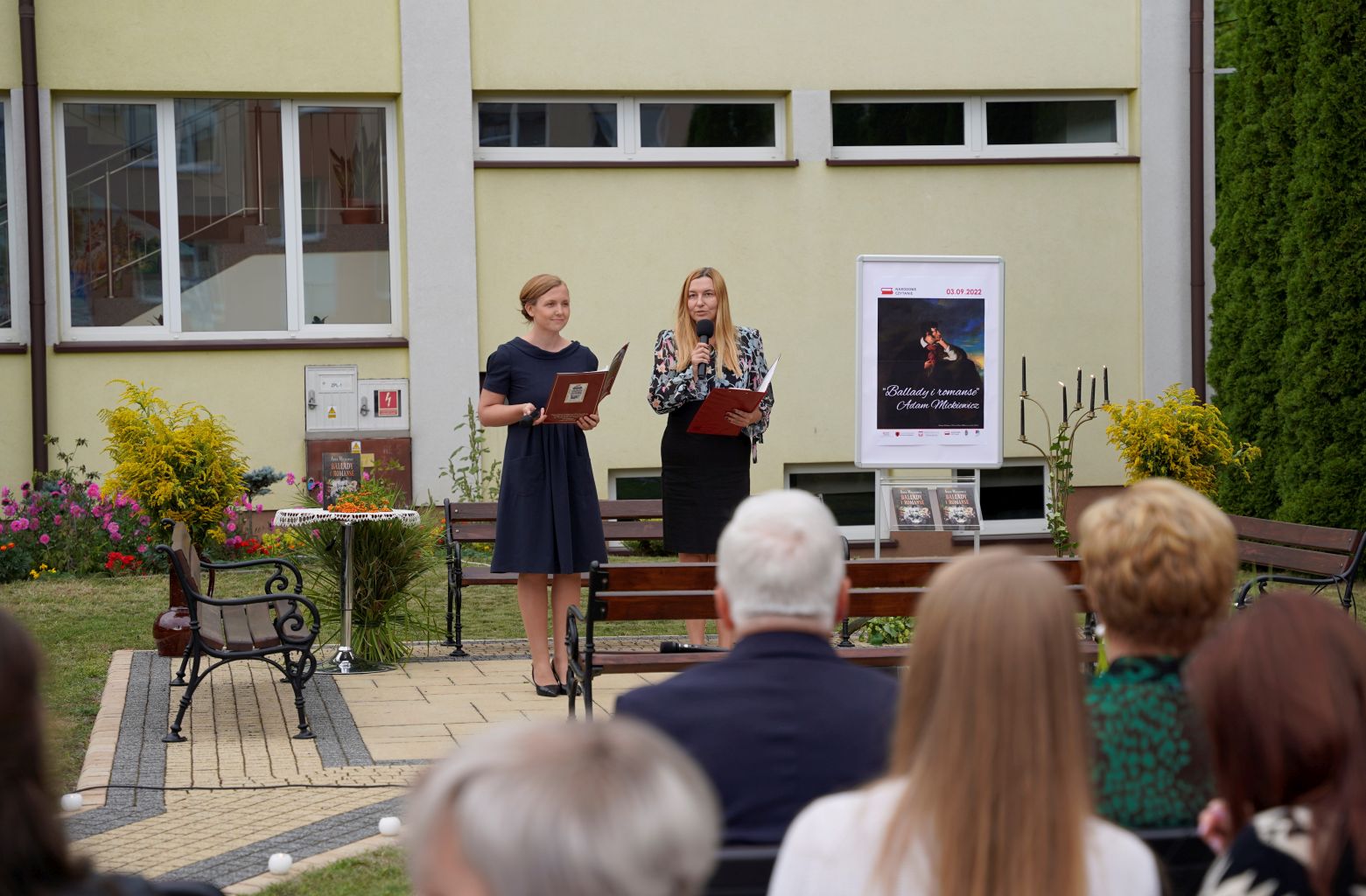 DSC5679 Narodowe czytanie ,,Ballad i romansów Adama Mickiewicza w Dąbrowie Tarnowskiej