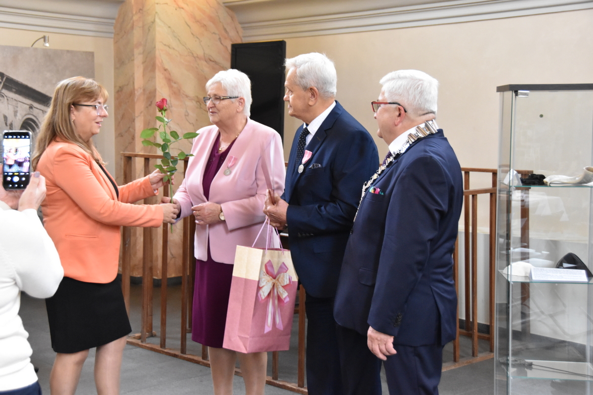 31 DSC 0686 Uroczystość wręczenia odznaczeń  Medal za Długoletnie Pożycie Małżeńskie