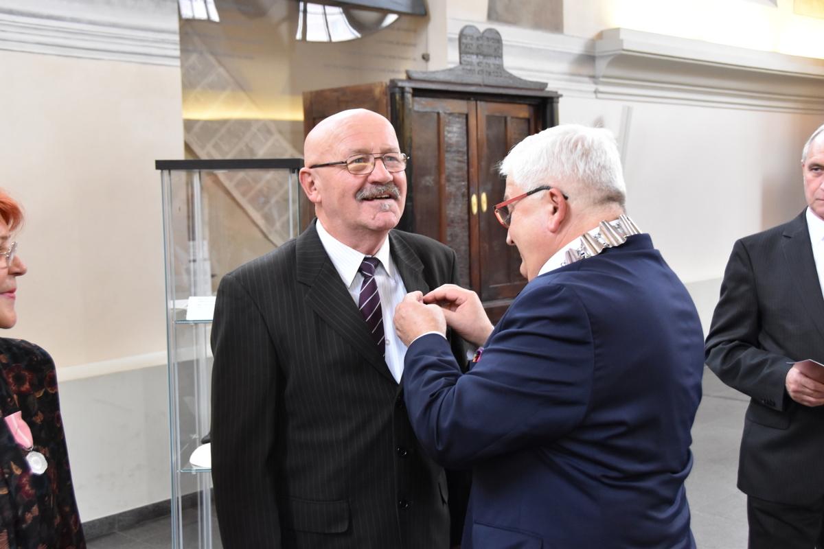 33 DSC 0692 Uroczystość wręczenia odznaczeń  Medal za Długoletnie Pożycie Małżeńskie