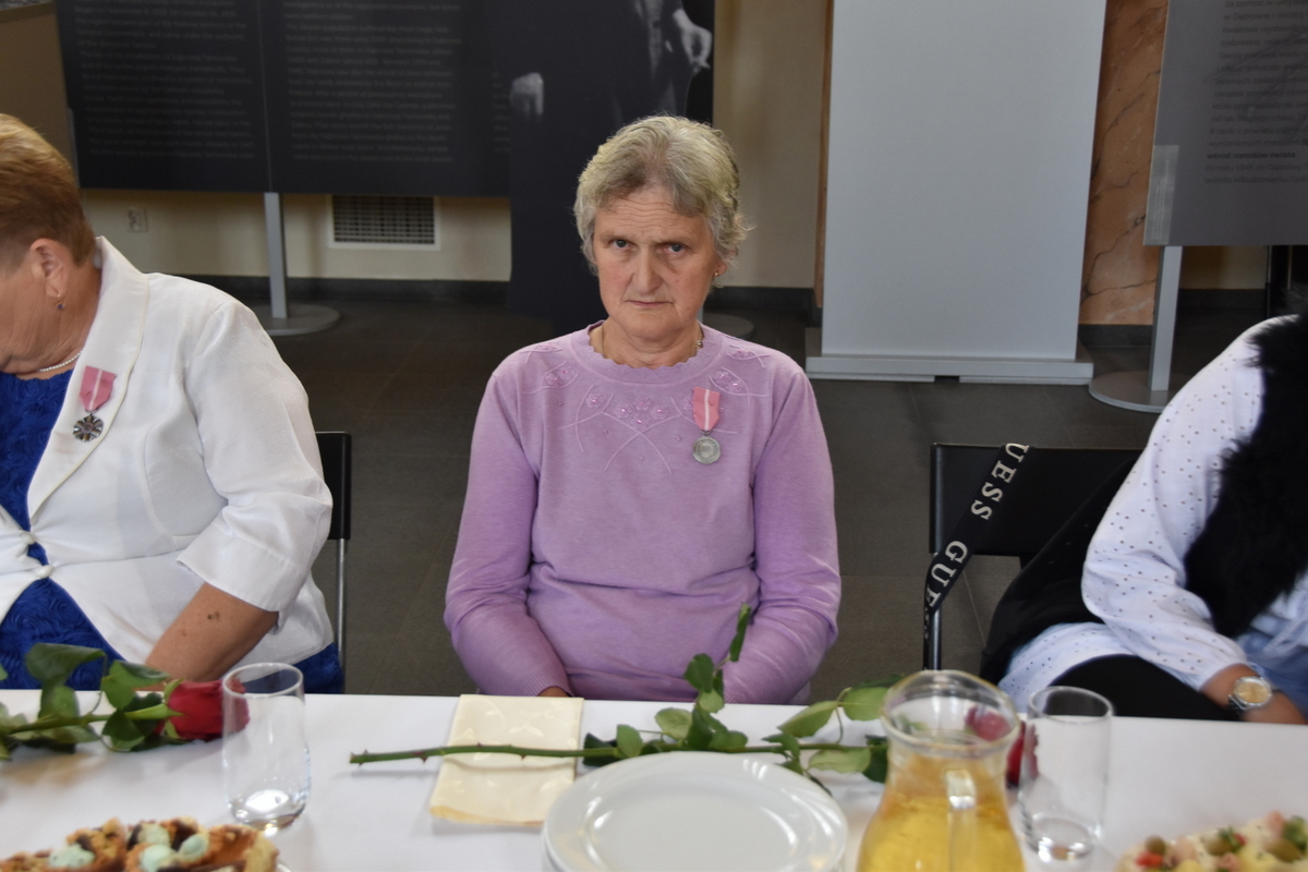 69 DSC 0783 Uroczystość wręczenia odznaczeń  Medal za Długoletnie Pożycie Małżeńskie