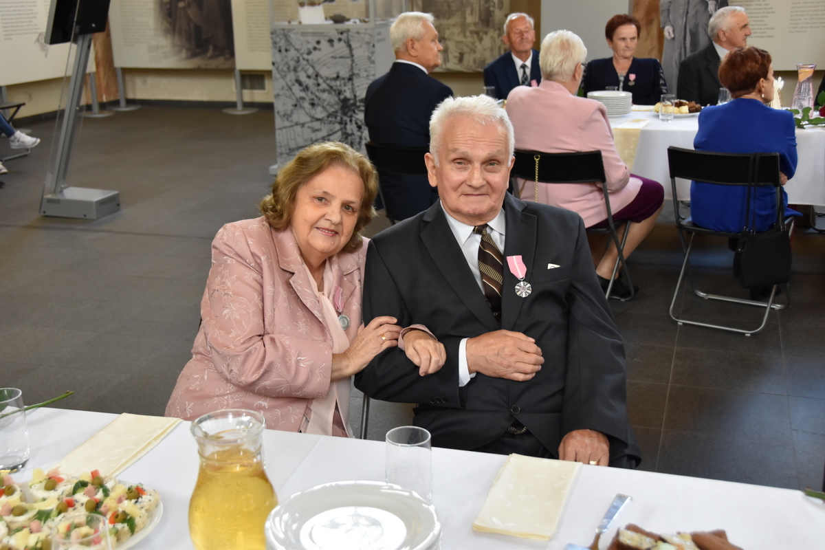 70 DSC 0786 Uroczystość wręczenia odznaczeń  Medal za Długoletnie Pożycie Małżeńskie