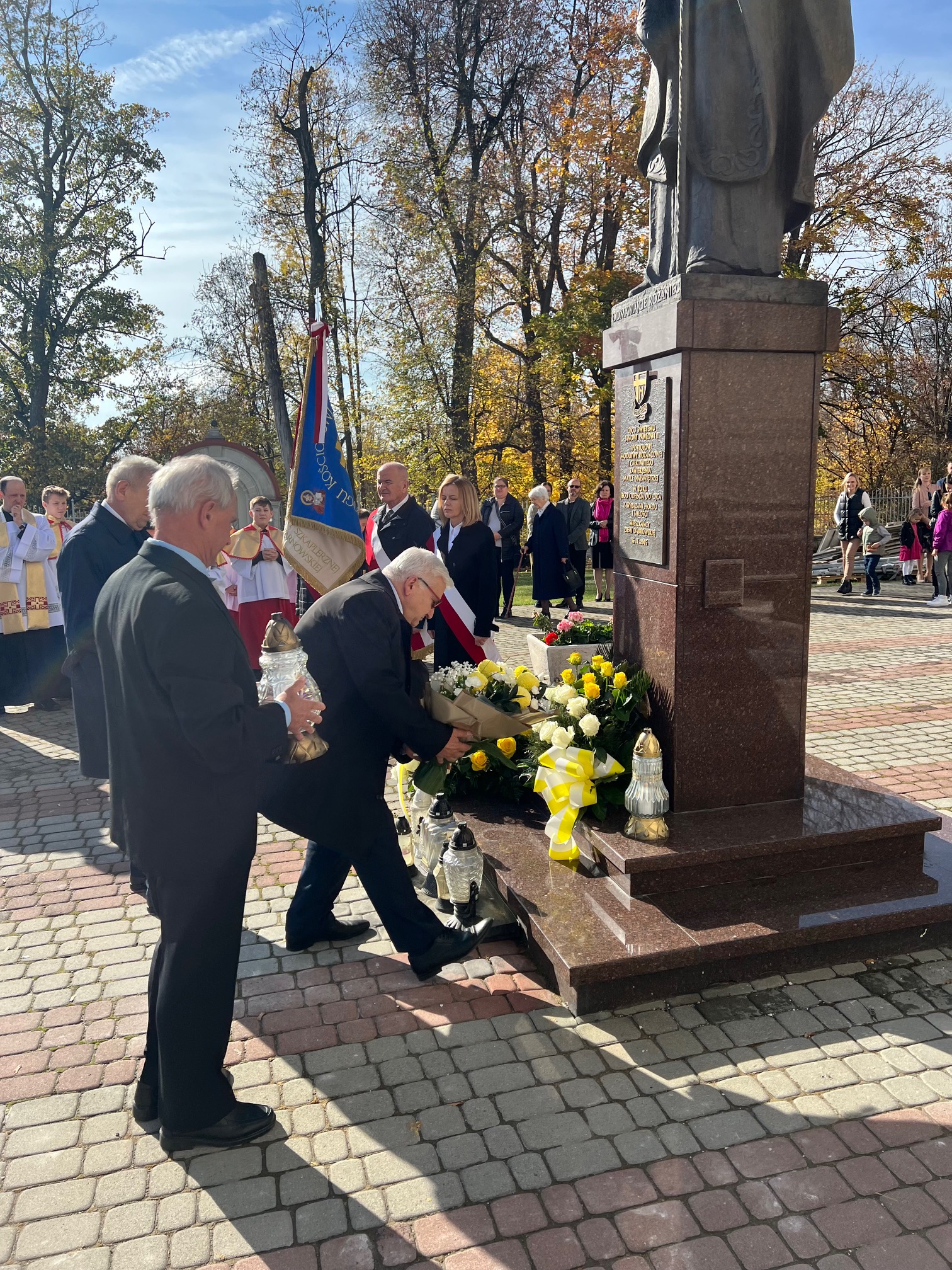 IMG 0677 Wspomnienie liturgiczne św. Jana Pawła II i kontynuacja obchodów XXII Dnia Papieskiego w Dąbrowie Tarnowskiej
