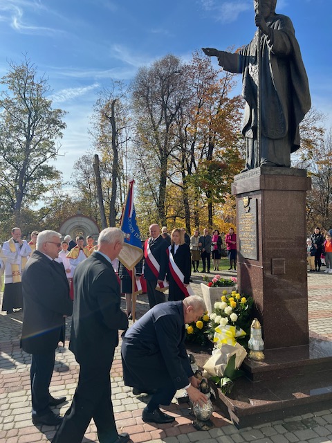 IMG 0682 Wspomnienie liturgiczne św. Jana Pawła II i kontynuacja obchodów XXII Dnia Papieskiego w Dąbrowie Tarnowskiej