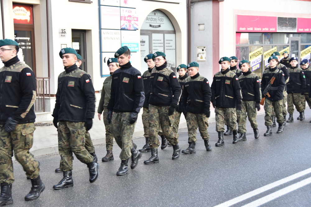010 DSC 0270 Dąbrowa uczciła 104. rocznicę odzyskania niepodległości przez Polskę