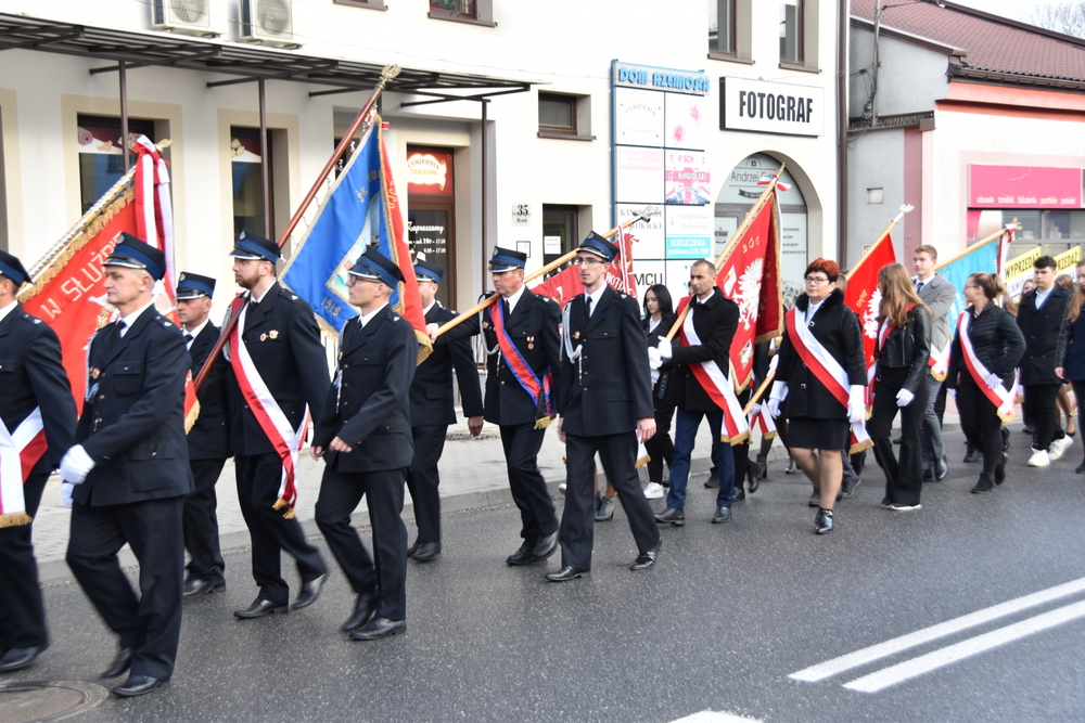 013 DSC 0273 Dąbrowa uczciła 104. rocznicę odzyskania niepodległości przez Polskę