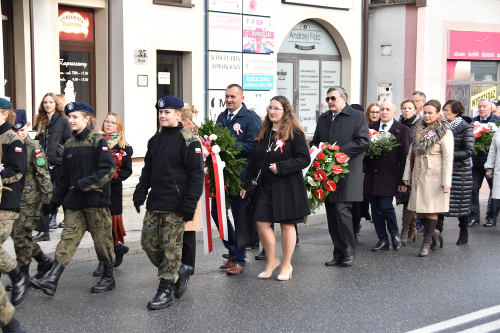 021 DSC 0286 Dąbrowa uczciła 104. rocznicę odzyskania niepodległości przez Polskę