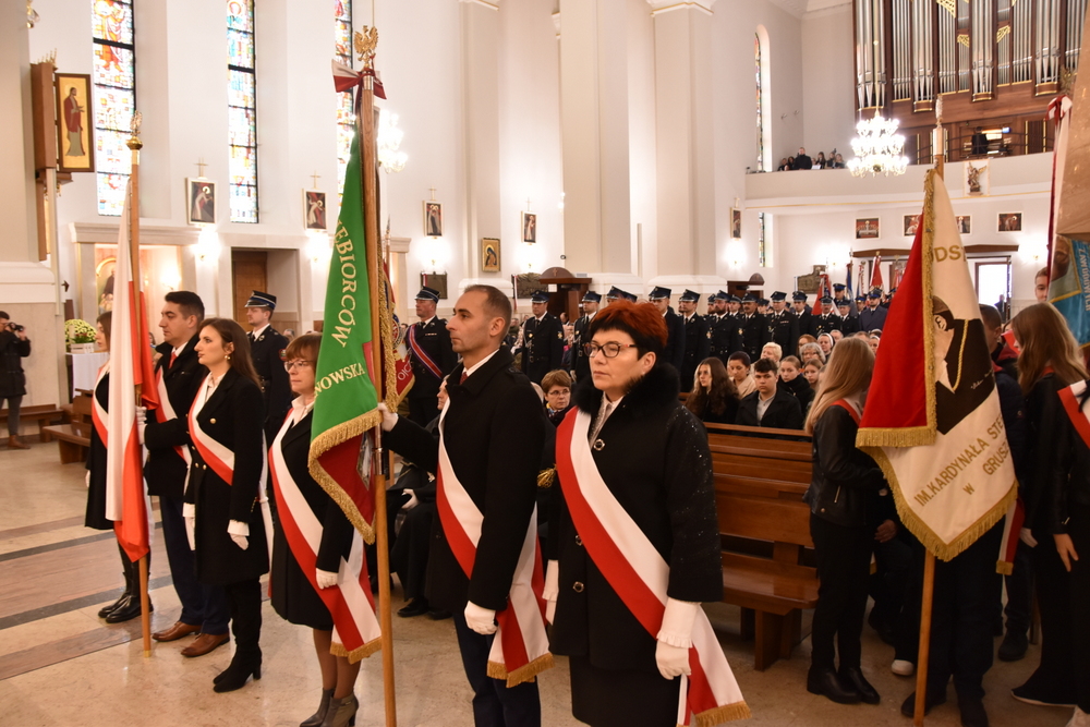 042 DSC 0332 Dąbrowa uczciła 104. rocznicę odzyskania niepodległości przez Polskę