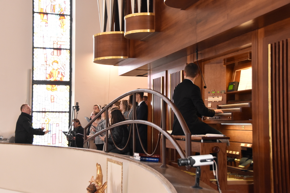 052 DSC 0355 Dąbrowa uczciła 104. rocznicę odzyskania niepodległości przez Polskę