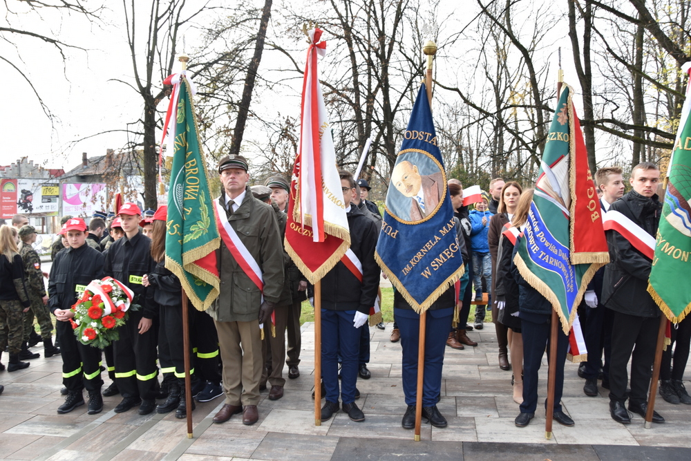 060 DSC 0374 Dąbrowa uczciła 104. rocznicę odzyskania niepodległości przez Polskę