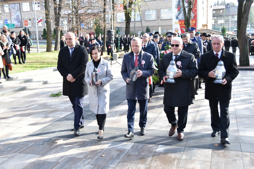 103 DSC 0481 Dąbrowa uczciła 104. rocznicę odzyskania niepodległości przez Polskę