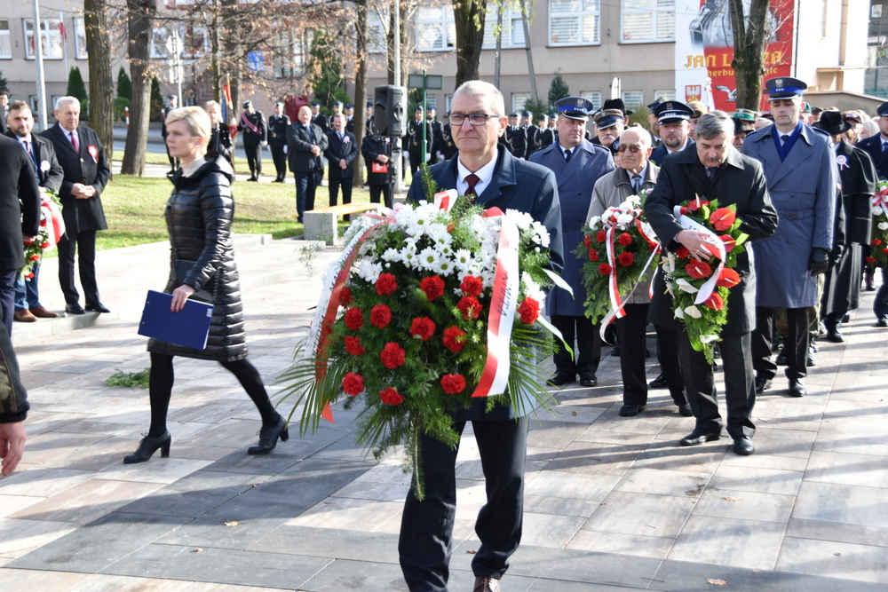 105 DSC 0485 Dąbrowa uczciła 104. rocznicę odzyskania niepodległości przez Polskę