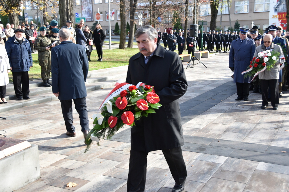 106 DSC 0486 Dąbrowa uczciła 104. rocznicę odzyskania niepodległości przez Polskę